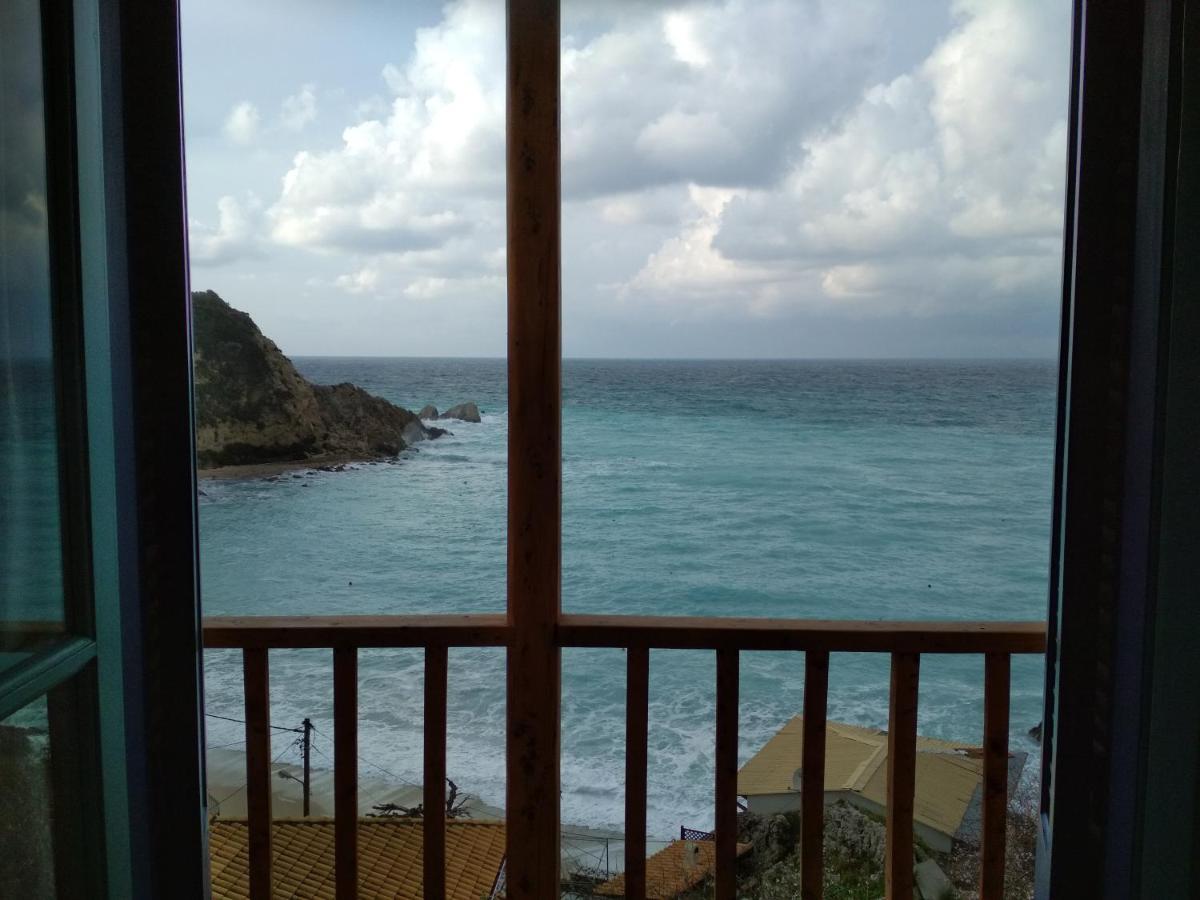 Ostria Hotel Áyios Nikítas Kültér fotó
